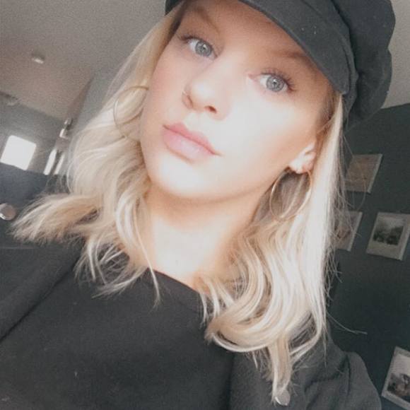 Meet your Posher, Shannon - Picture 1 of 1